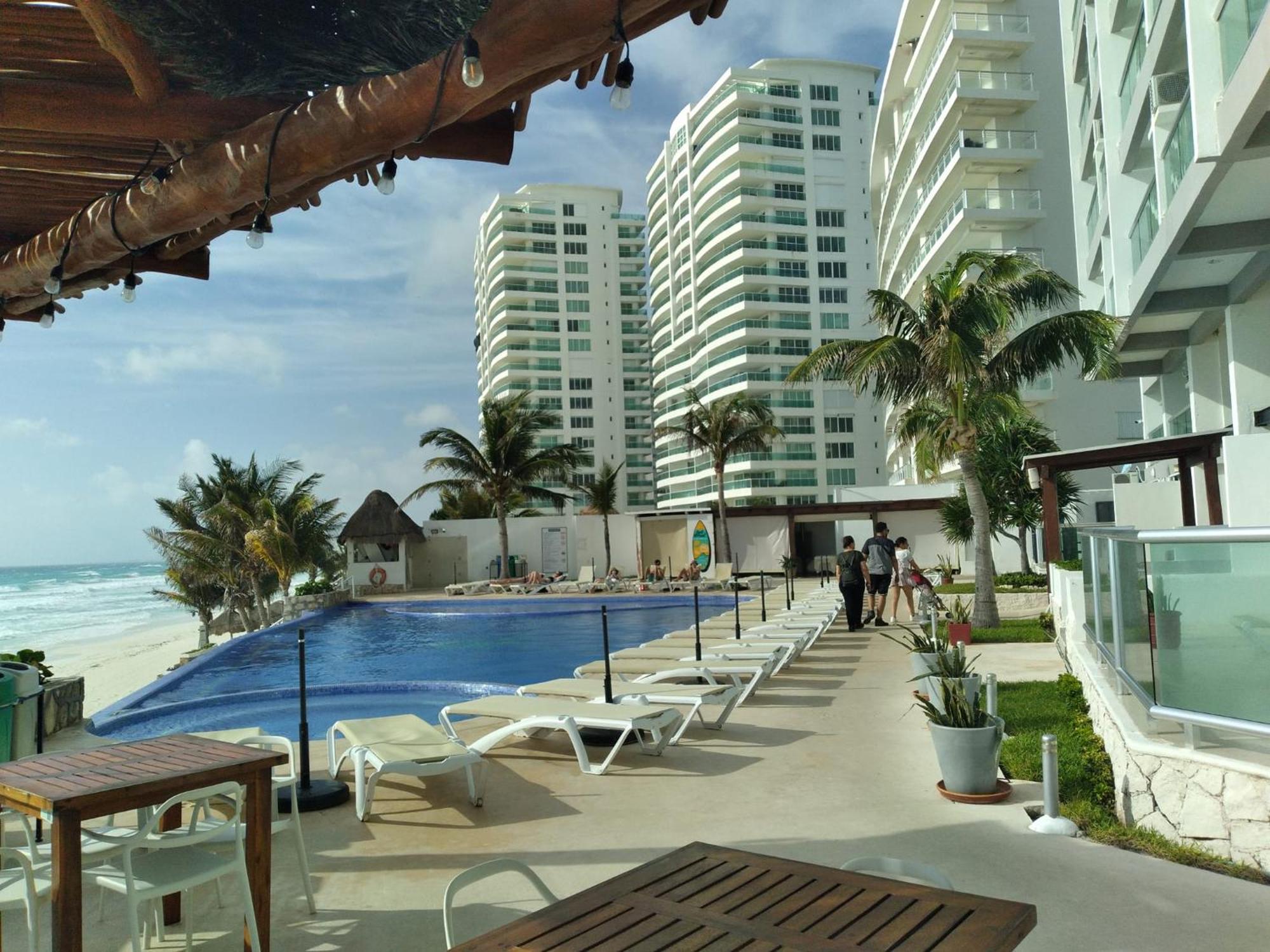1 Bedroom Seaview Condo In Ocean Dream Resort Cancún Kültér fotó